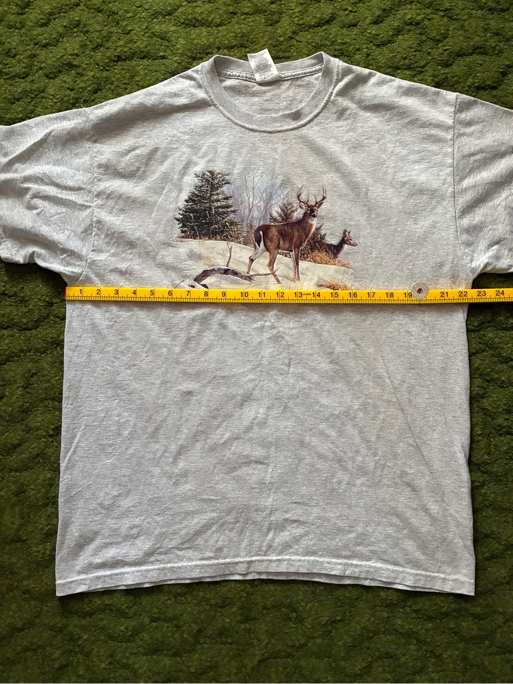 Vintage Bruce Miller Deer in Snow Tee - Picture 9 of 9